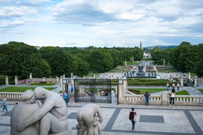 Sochársky park Vigeland v Osle.